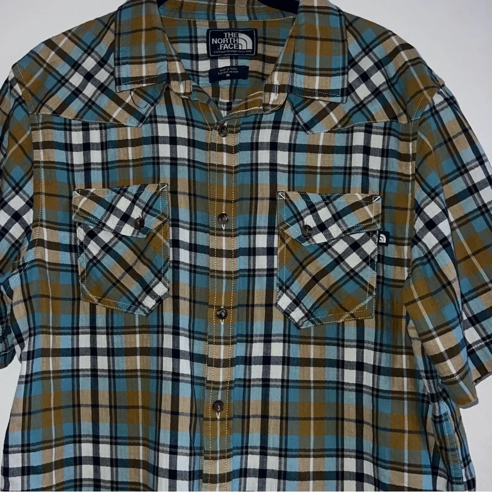 The North Face | Plaid Short Sleeve Button-Up Shirt | Men’s Medium | Blue Brown